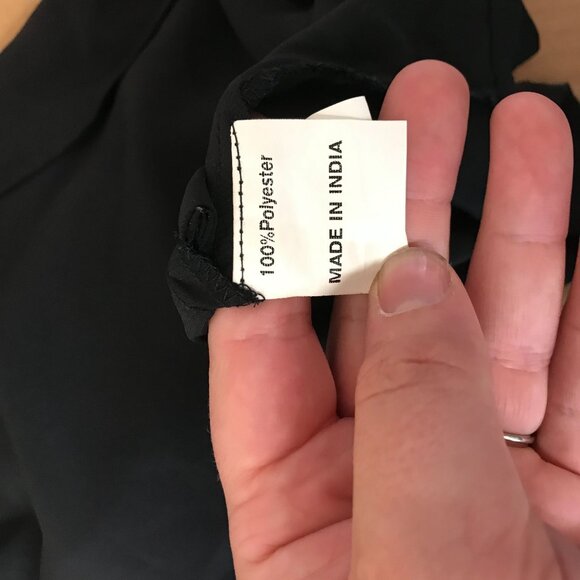 ESHAKTI - WOMEN'S 4X /28W - BLACK SHORT SLEEVE TIES AT NECK WRAP FRONT TOP SHIRT - Picture 5 of 5